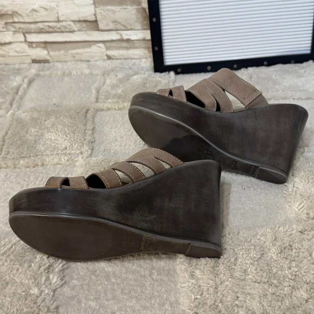 CATHY JEAN Brazil Leather Stylish Brown Wedge Sandals